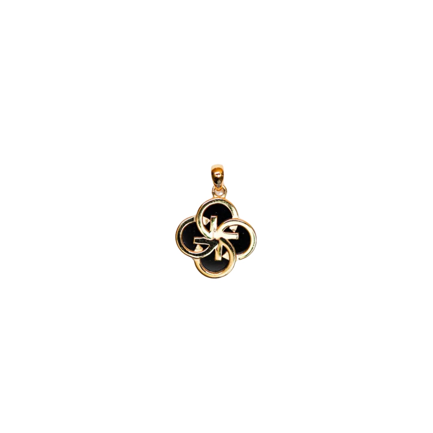Grand GOURA Clover Pendant